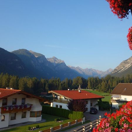 Alpen Gasthof Apartments Hohe Burg Trins Exterior foto