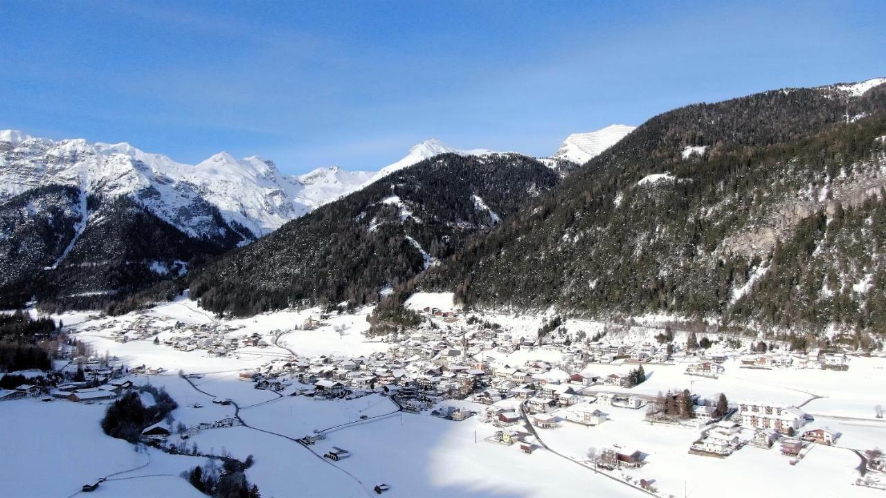 Alpen Gasthof Apartments Hohe Burg Trins Exterior foto